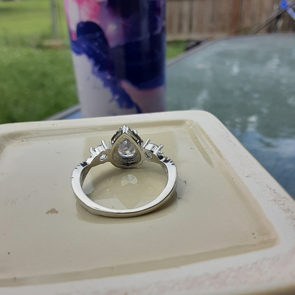 White Sapphire Sterling Silver size 8 - Picture 2 of 6